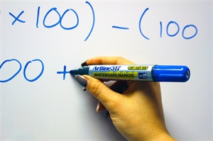 Artline Whiteboard Marker 517 čierny